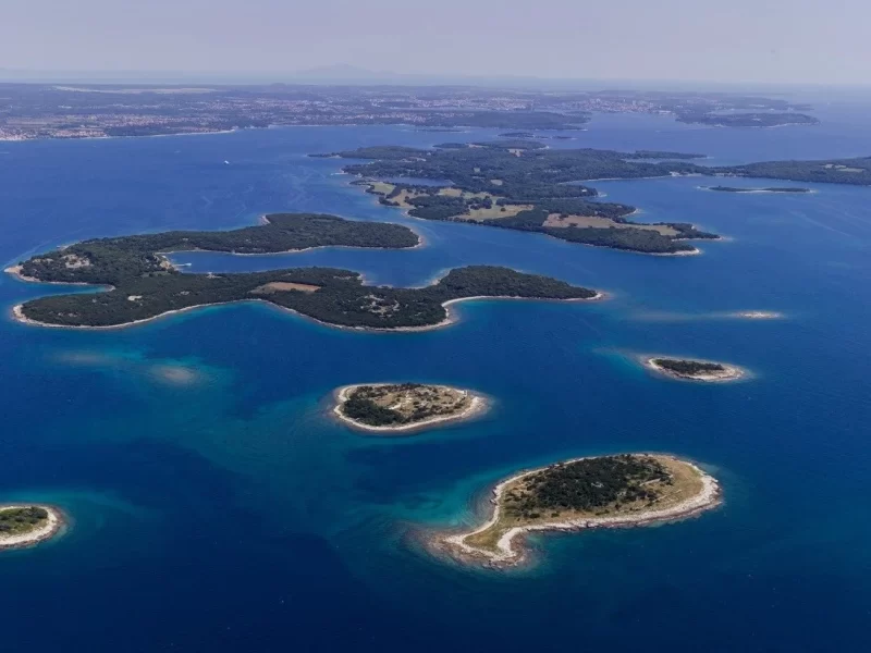 Aerial-view-of-Brijuni-Islands_shutterstock_287624312